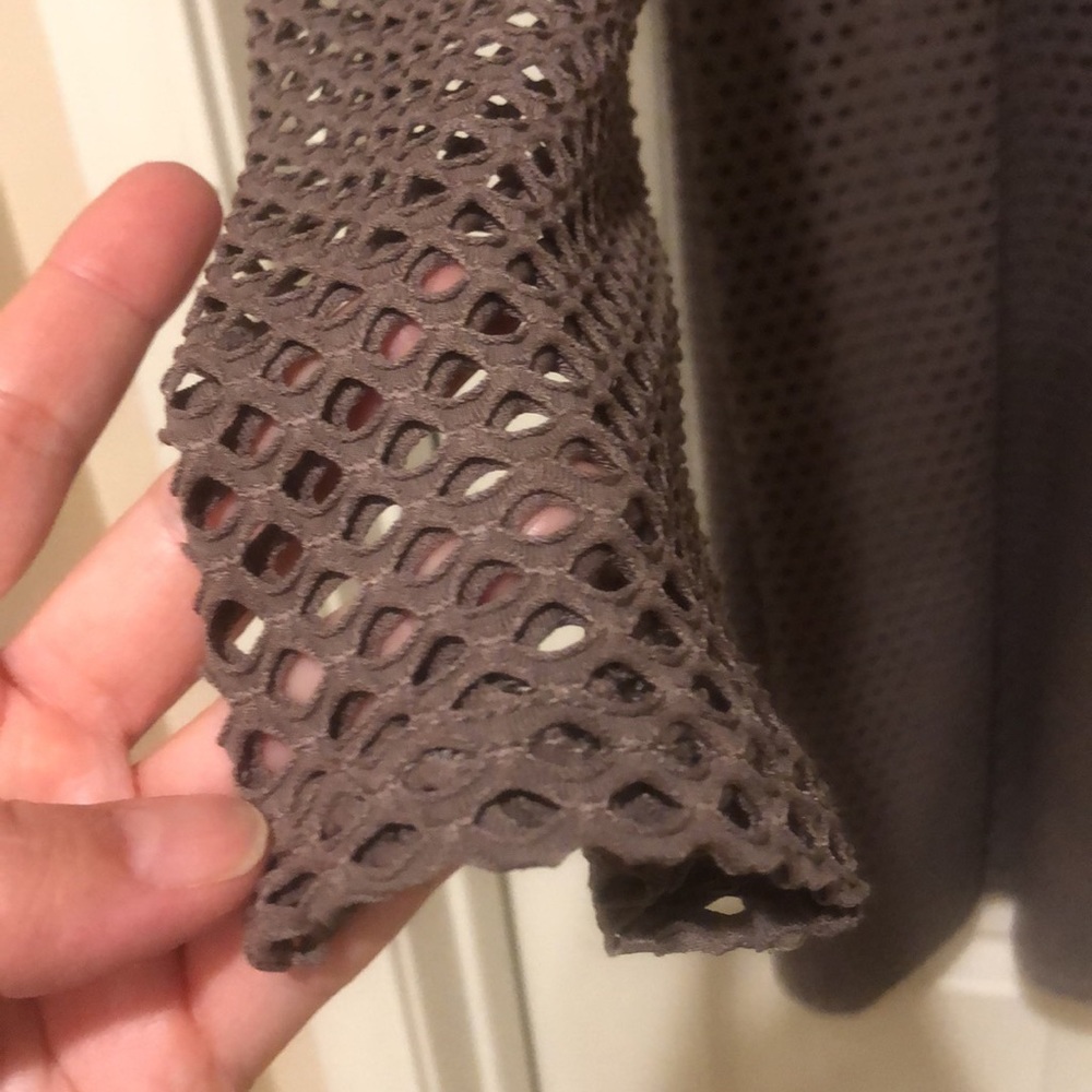 Too Small For Me - image 4